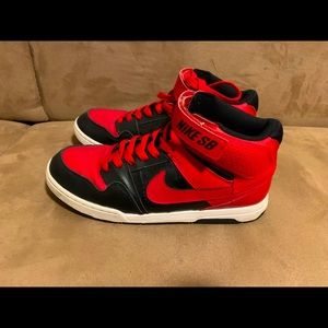 Nike hightop sneakers